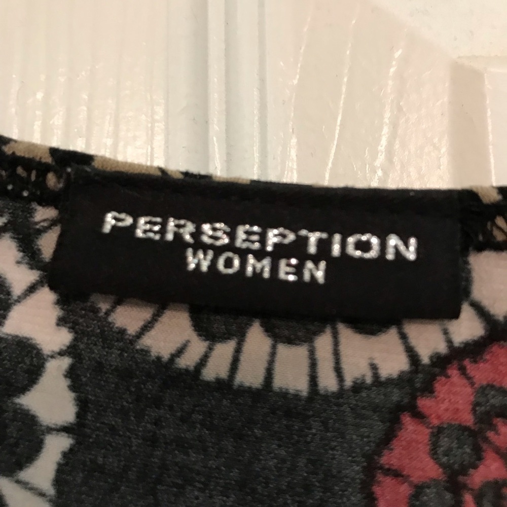 Perseption blouse - Picture 4 of 4
